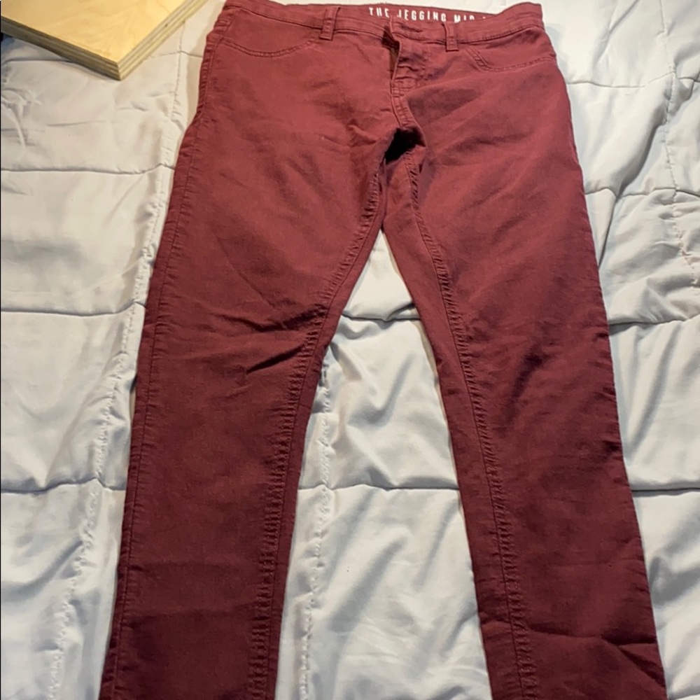 Mid Rise Jegging Burgundy Red (size 6)